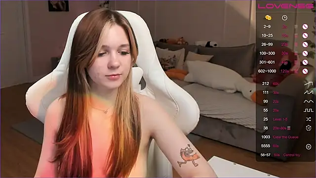 Frau_Lina Adlı Modelin Canlı XXX Sohbeti