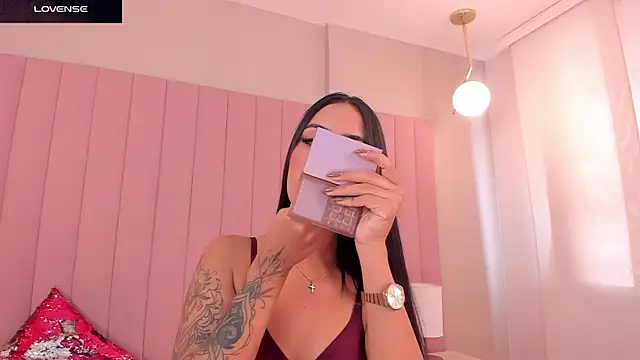 Chat +18 de morganlake_ ao vivo