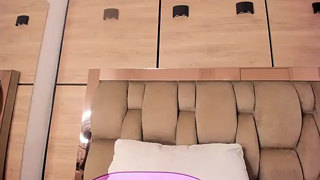 Chat XXX en directo de karol_lewiss