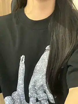 Jonlie18 网络视讯表演