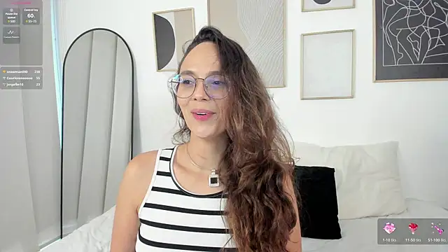 Julianneharris' Live XXX Chat