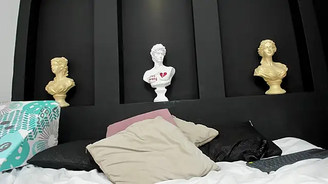 BellaSky1 élő XXX-chatje