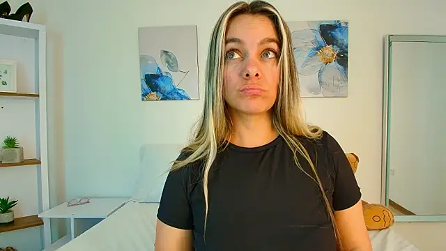 XXX chat uživo modela Isabella_Harley