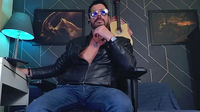 แชท XXX สดของ ChrisKox