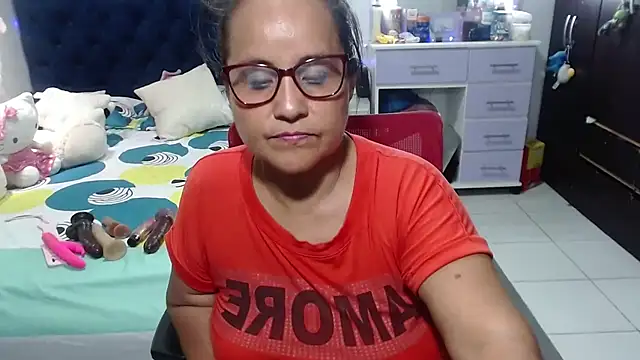 Chat +18 de pervert_mommy_ ao vivo