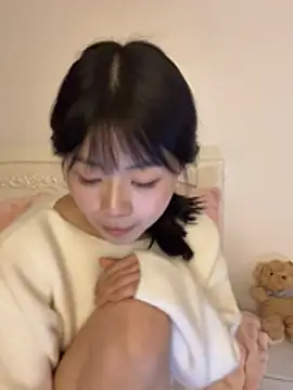 Nana-3 在線直播表演