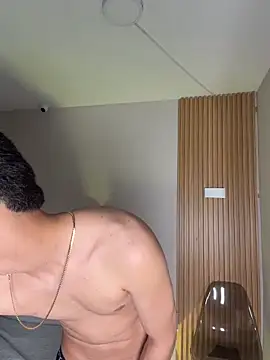 Chatroom XXX en direct de FireGuy_99