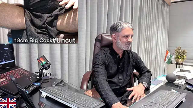 OnlineBossUK Live XXX-chat