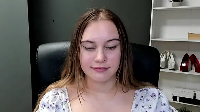 XXX chat uživo modela kitty_valeria