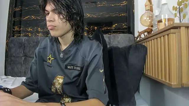 Diamond_twink Obrolan Langsung XXX