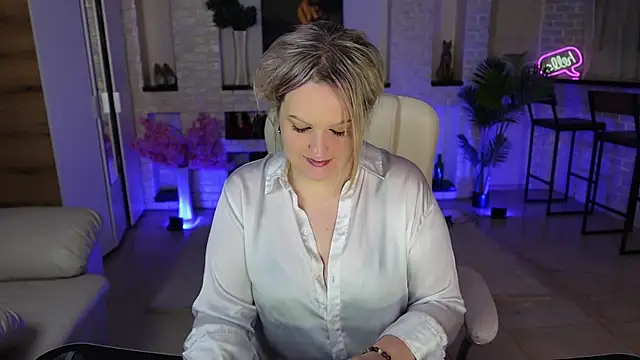 XXX chat uživo modela MariemLui