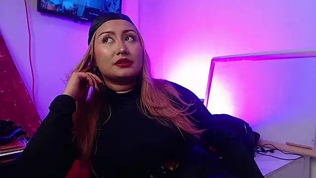 Chat +18 de KorayRoussel ao vivo