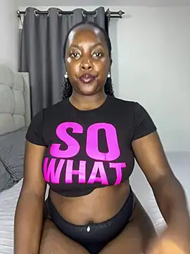 prettiepearl's Live XXX Chat