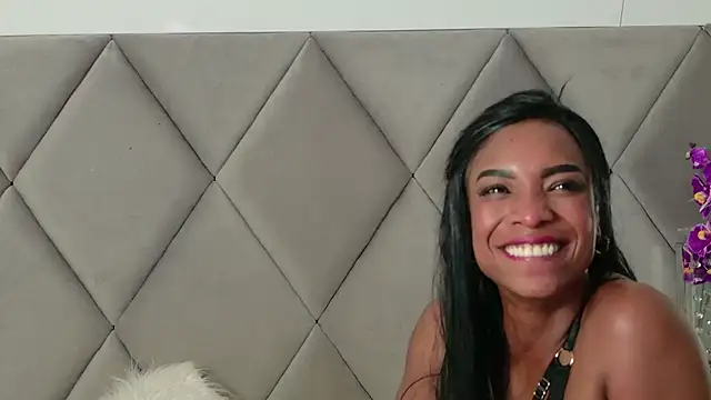 JadaMillss লাইভ XXX চ্যাট