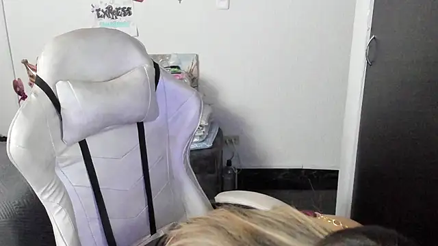 Czat XXX na żywo – Andreina_Suann