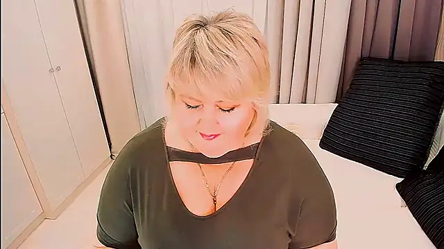 عرض كام BIGTITSBBW