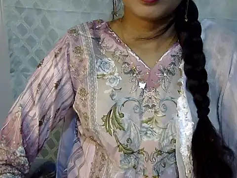 Chat XXX en directo de Shab_M