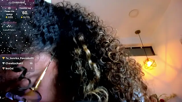 Hanna_Cornee_'s Live XXX Chat