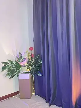 Silvanna-Moree Live XXX-Chat