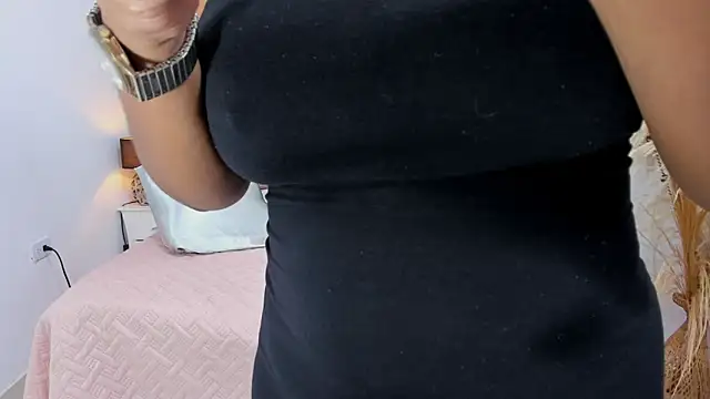 gabytyara2 Adlı Modelin Canlı XXX Sohbeti