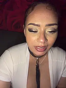 Chat +18 de CarmelaAnthony ao vivo