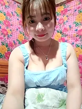 Him_MountainGirl26 网络视讯表演