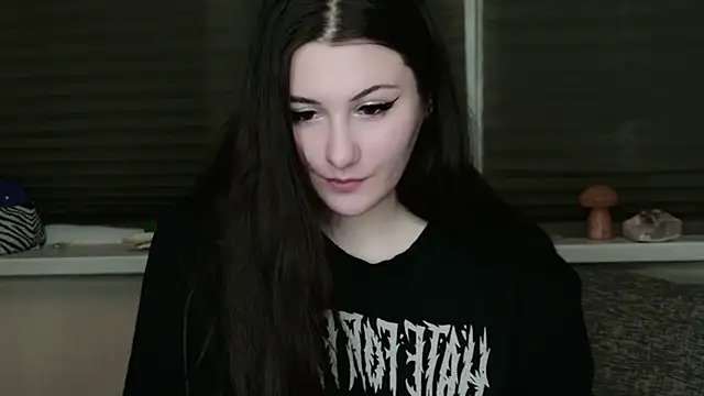 -13-: онлайн-секс-чат