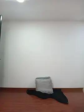 sasi_luna: онлайн-секс-чат