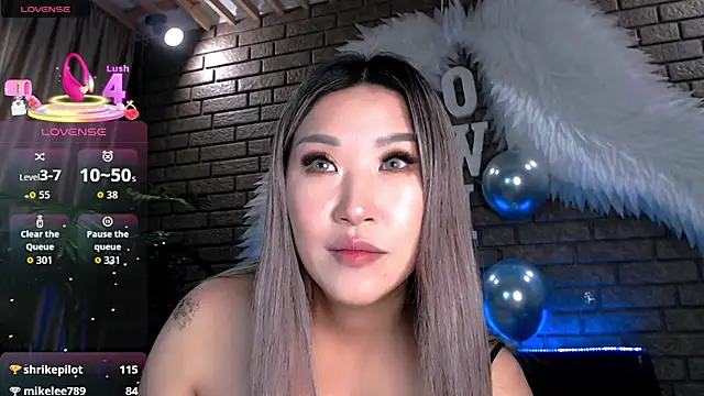 Онлайн чат XXX nicky_owl