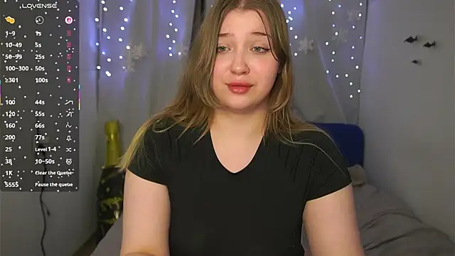 Chat +18 de CuteSharloti ao vivo