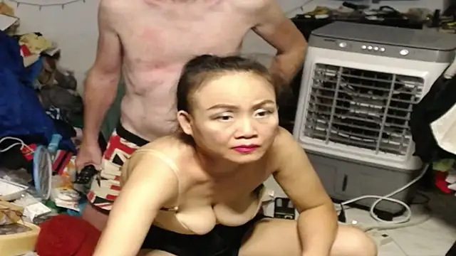 1CuteAndSexy69 Live XXX Chat