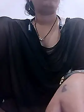 KAJALBHABHI_ Adlı Modelin Canlı XXX Sohbeti