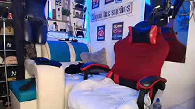 Leenar_Key Adlı Modelin Canlı XXX Sohbeti