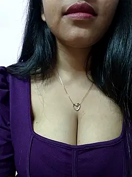 Sharvari-Wagh 现场XXX聊天