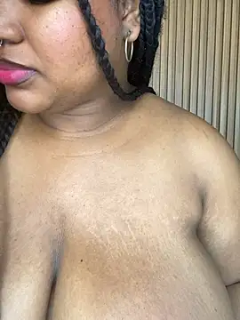 AinaraJimenezのライブXXXチャット