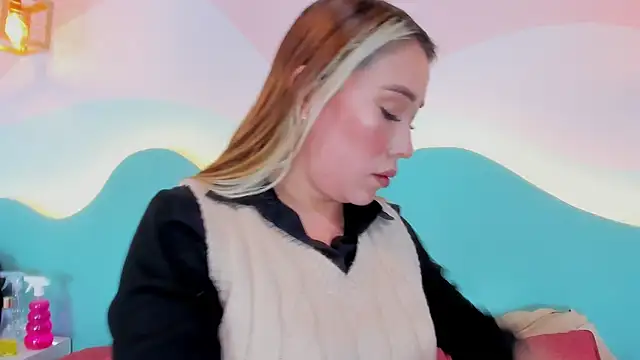 Lannajansen Adlı Modelin Canlı XXX Sohbeti