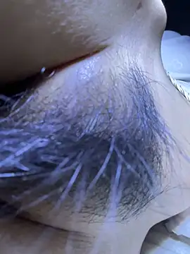 iu_uzZ: απευθείας συνομιλία ΧΧΧ