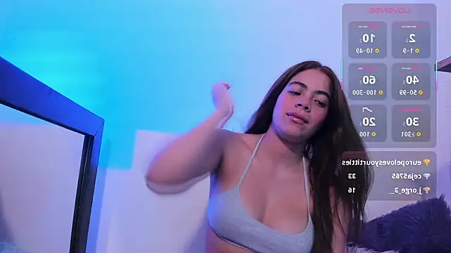 LaylaEmber Chat XXX in diretta