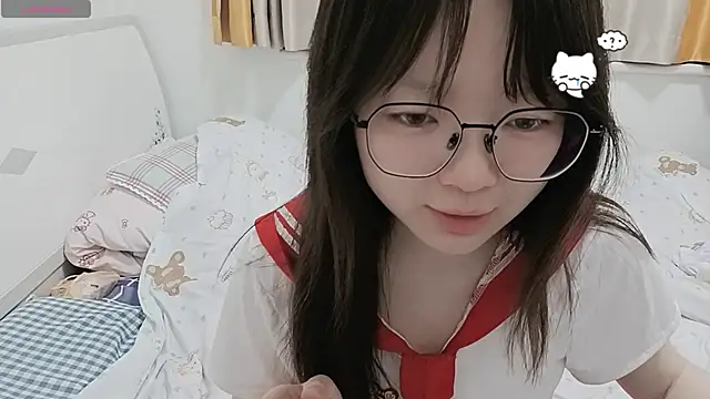 weiwei4999 Adlı Modelin Canlı XXX Sohbeti