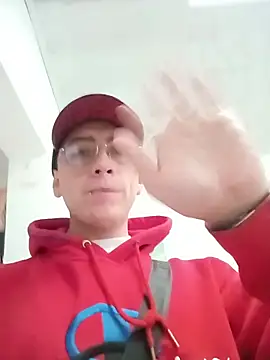 Emmanuel_Lust Adlı Modelin Canlı XXX Sohbeti