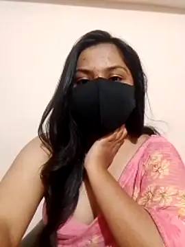 Wow_nikita Chat XXX in diretta