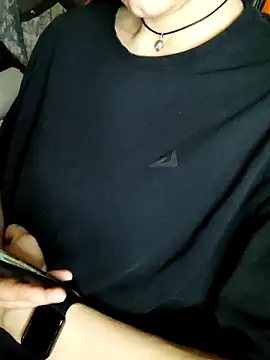 Živý XXX chat Aashikalaa