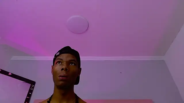 Webkamerová show Santiago_Ortiz_