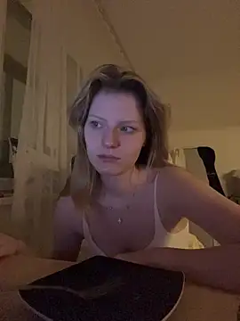 Chat +18 de MaryHiggins ao vivo