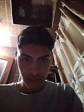 aispuro8505's Webcam Show