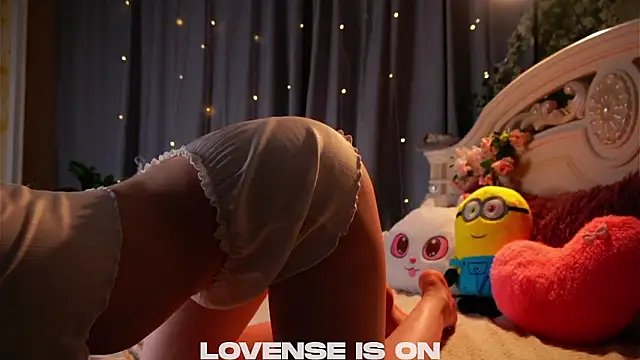 EdlinAlliston élő XXX-chatje