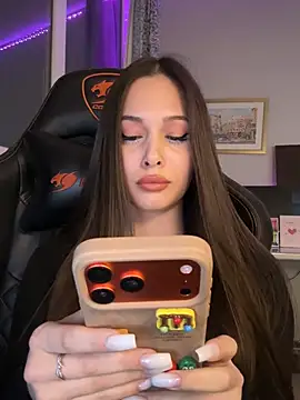 EricaWalls Adlı Modelin Canlı XXX Sohbeti