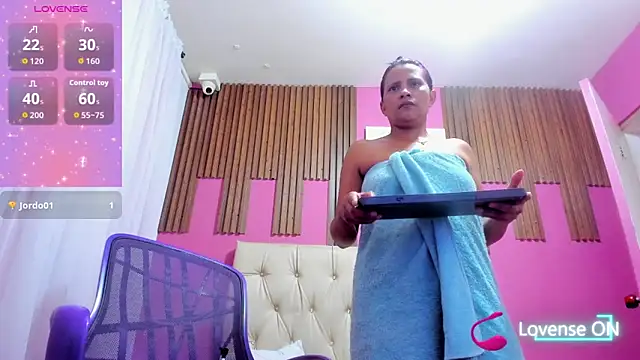 Chat XXX ao vivo de Lucia_Spear