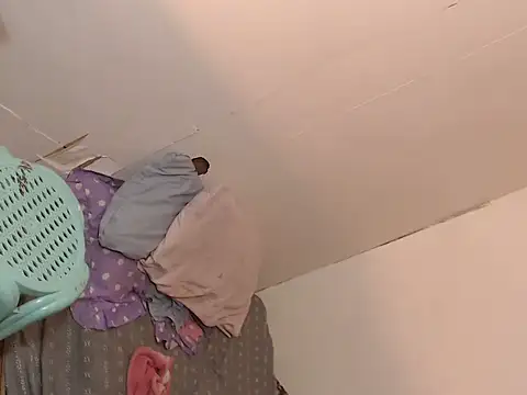 camelastarsairo's Webcam Show