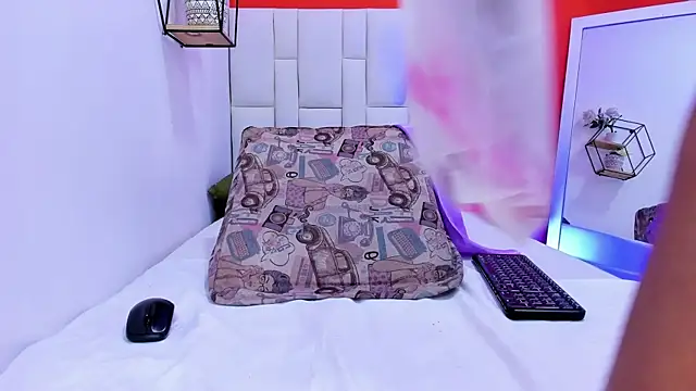 Demi_hot69 Chat XXX in diretta